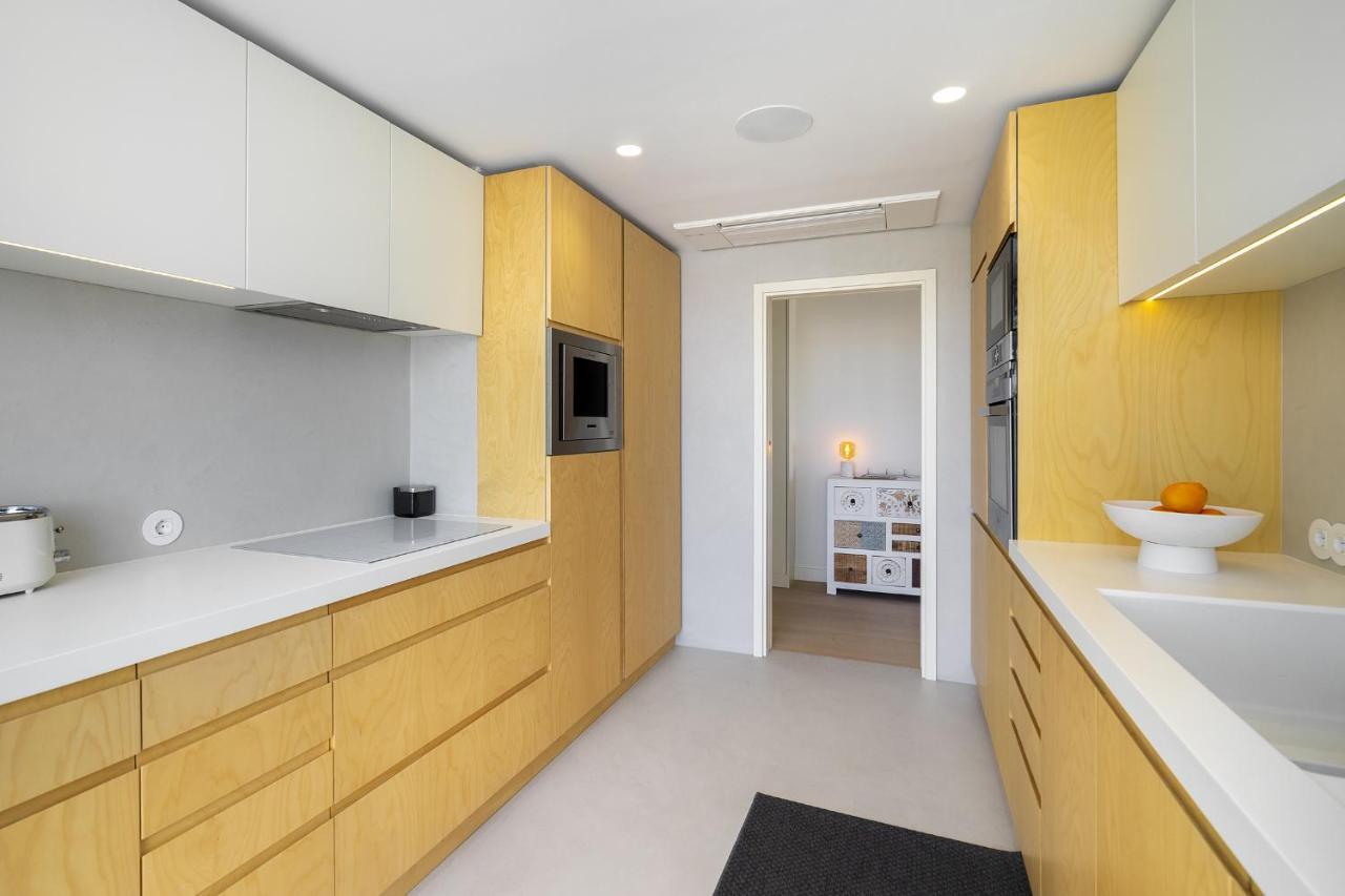 Apartment Whome Bachelor Pad In The Sky, Great For Digital Nomads & Remote Workers *