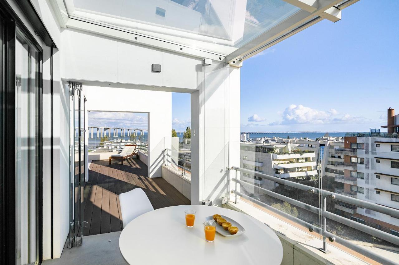 Apartment Whome Bachelor Pad In The Sky, Great For Digital Nomads & Remote Workers *