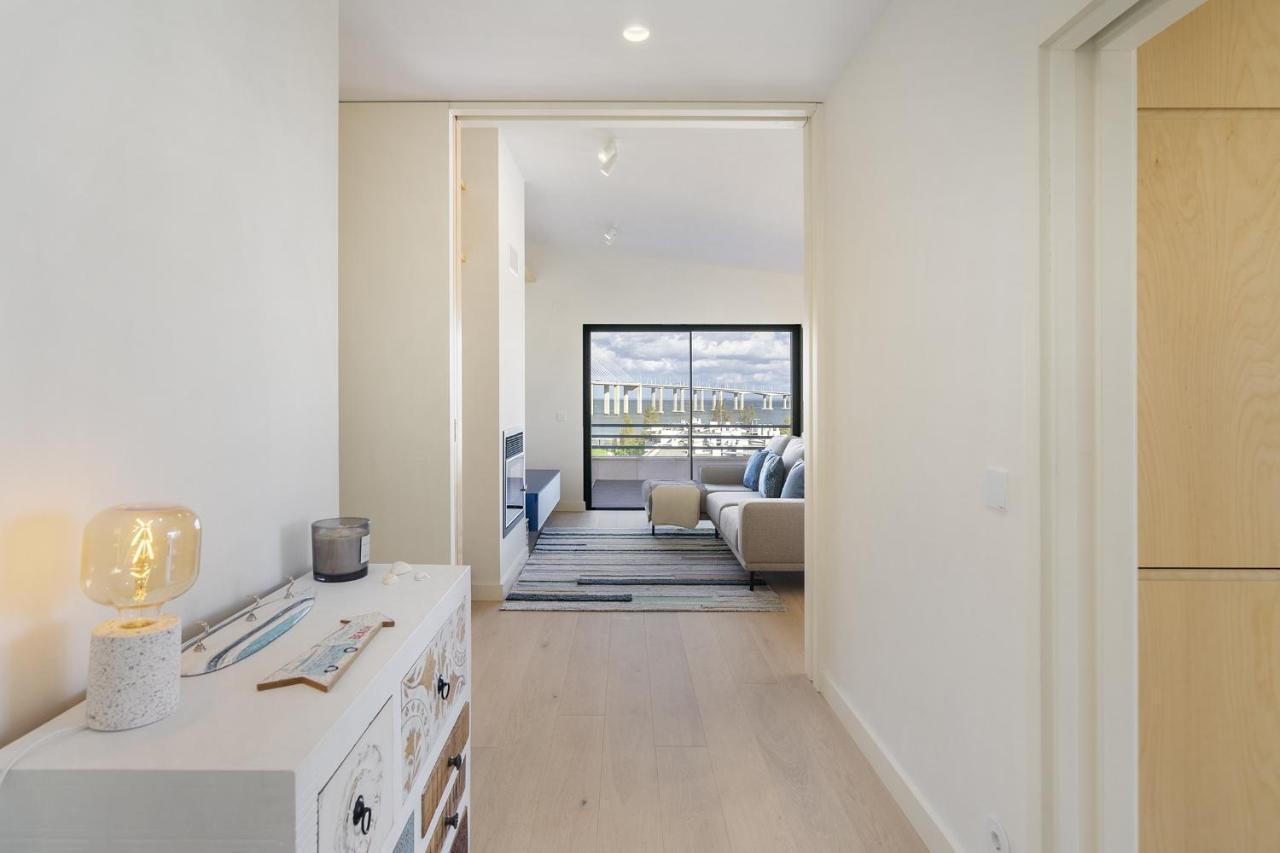 Apartment Whome Bachelor Pad In The Sky, Great For Digital Nomads & Remote Workers Lissabon