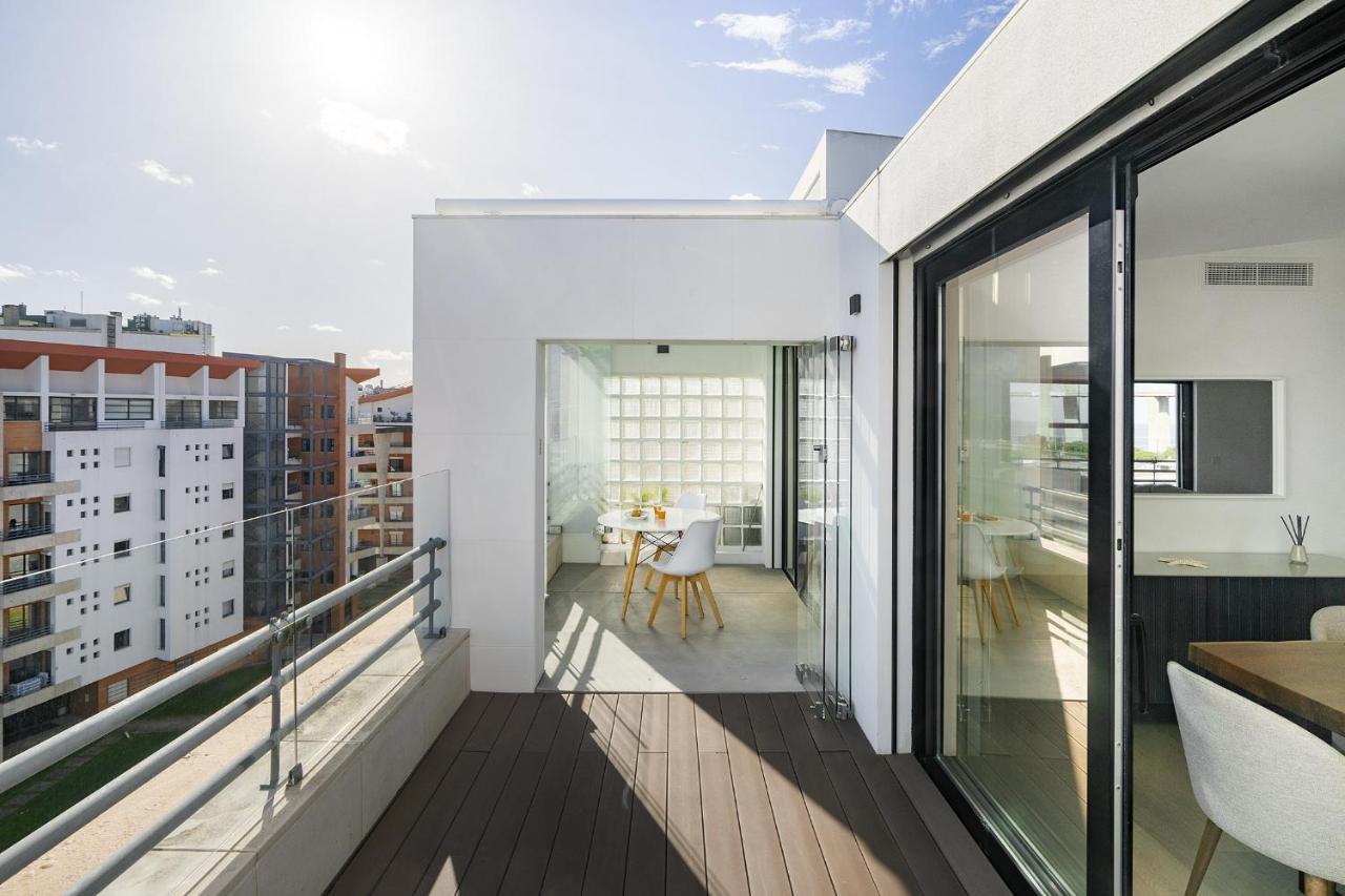 Whome Bachelor Pad In The Sky, Great For Digital Nomads & Remote Workers Apartment Lissabon